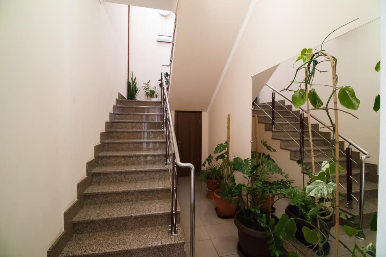 Hotel on Khmelnytskogo 8 Charków Zewnętrze zdjęcie
